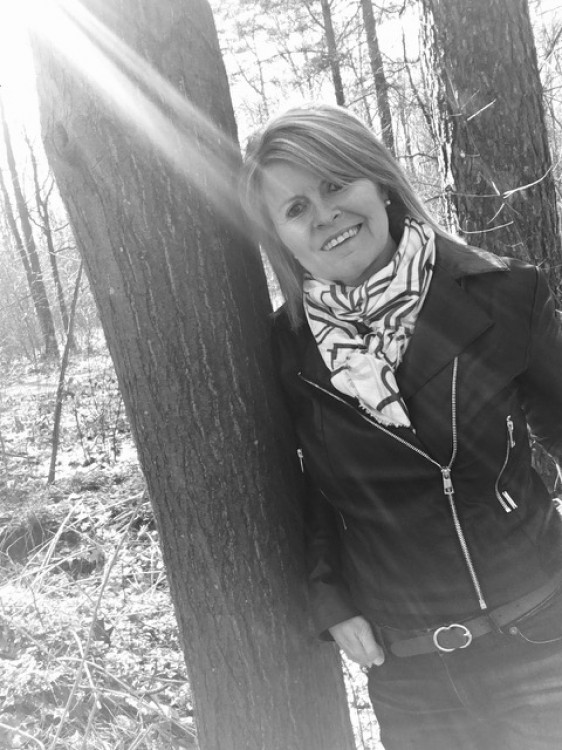 Gusta    Jennifer (modelnaam) 0